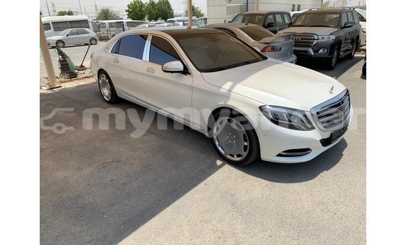 Buy Import Mercedes-Benz 190 (W201) White Car in Import - Dubai in Ayeyarwady Buy Import Mercedes-Benz 190 (W201) White Car in Import - Dubai in Ayeyarwady