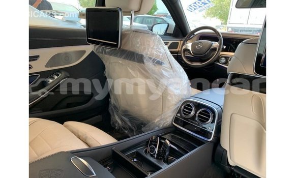 Buy Import Mercedes-Benz 190 (W201) White Car in Import - Dubai in Ayeyarwady Buy Import Mercedes-Benz 190 (W201) White Car in Import - Dubai in Ayeyarwady