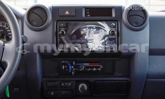 Buy Import Toyota Land Cruiser White Car in Import - Dubai in Ayeyarwady Buy Import Toyota Land Cruiser White Car in Import - Dubai in Ayeyarwady