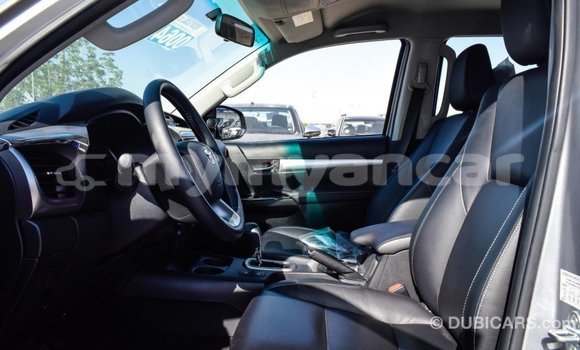 Buy Import Toyota Hilux Other Car in Import - Dubai in Ayeyarwady Buy Import Toyota Hilux Other Car in Import - Dubai in Ayeyarwady