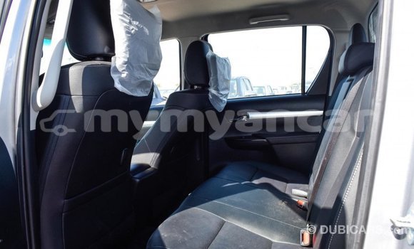 Buy Import Toyota Hilux Other Car in Import - Dubai in Ayeyarwady Buy Import Toyota Hilux Other Car in Import - Dubai in Ayeyarwady
