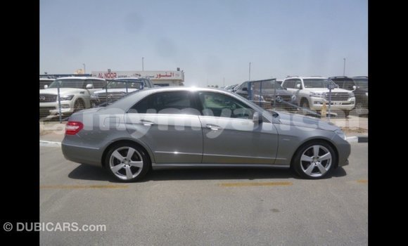 သွင်းကုန် Mercedes-Benz 250 Other ကား Import - Dubai Ayeyarwady သွင်းကုန် Mercedes-Benz 250 Other ကား Import - Dubai Ayeyarwady