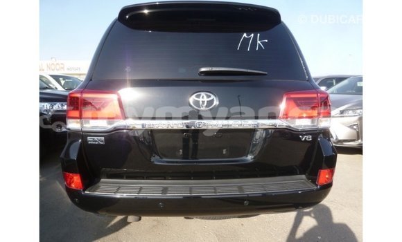 သွင်းကုန် Toyota Land Cruiser Black ကား Import - Dubai Ayeyarwady သွင်းကုန် Toyota Land Cruiser Black ကား Import - Dubai Ayeyarwady