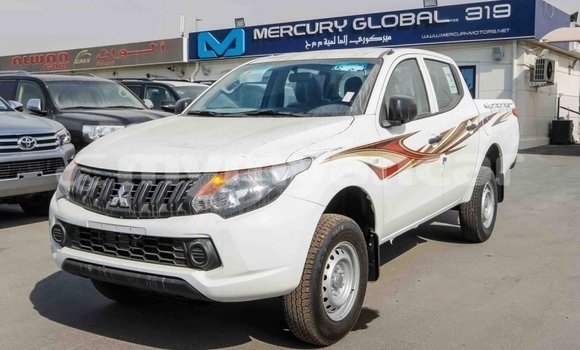 Buy Import Mitsubishi L200 White Car in Import - Dubai in Ayeyarwady Buy Import Mitsubishi L200 White Car in Import - Dubai in Ayeyarwady