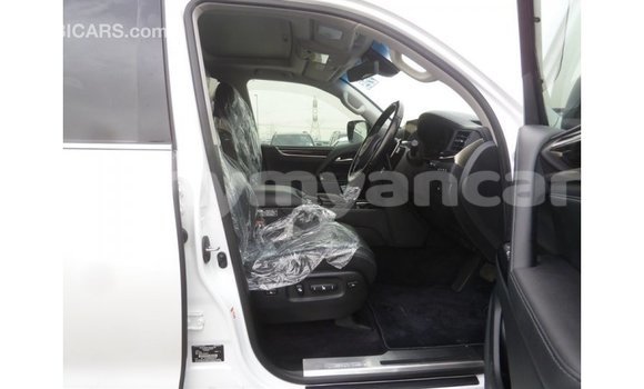 Acheter Import Voiture Lexus LX Blanc à Import - Dubai, #<Region:0x000000000c5121b8> Acheter Import Voiture Lexus LX Blanc à Import - Dubai, #<Region:0x000000000c5121b8>