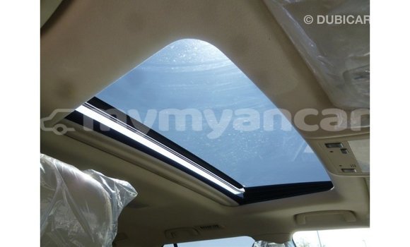 Buy Import Toyota Land Cruiser White Car in Import - Dubai in Ayeyarwady Buy Import Toyota Land Cruiser White Car in Import - Dubai in Ayeyarwady