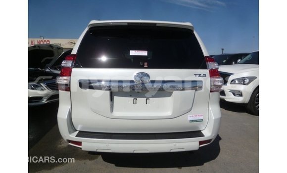 Acheter Import Voiture Toyota Prado Blanc à Import - Dubai, #<Region:0x000000000c5121b8> Acheter Import Voiture Toyota Prado Blanc à Import - Dubai, #<Region:0x000000000c5121b8>