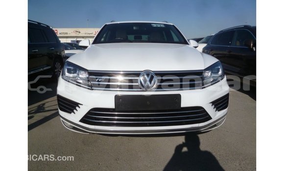 Acheter Import Voiture Volkswagen Touareg Blanc à Import - Dubai, #<Region:0x000000000c5121b8> Acheter Import Voiture Volkswagen Touareg Blanc à Import - Dubai, #<Region:0x000000000c5121b8>