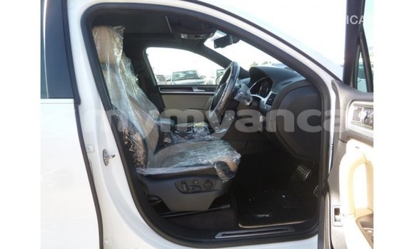 Acheter Import Voiture Volkswagen Touareg Blanc à Import - Dubai, #<Region:0x000000000c5121b8> Acheter Import Voiture Volkswagen Touareg Blanc à Import - Dubai, #<Region:0x000000000c5121b8>