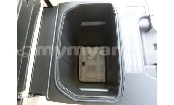Buy Import Toyota Land Cruiser Other Car in Import - Dubai in Ayeyarwady Buy Import Toyota Land Cruiser Other Car in Import - Dubai in Ayeyarwady