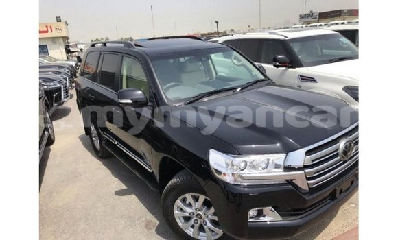 သွင်းကုန် Toyota Land Cruiser Black ကား Import - Dubai Ayeyarwady သွင်းကုန် Toyota Land Cruiser Black ကား Import - Dubai Ayeyarwady