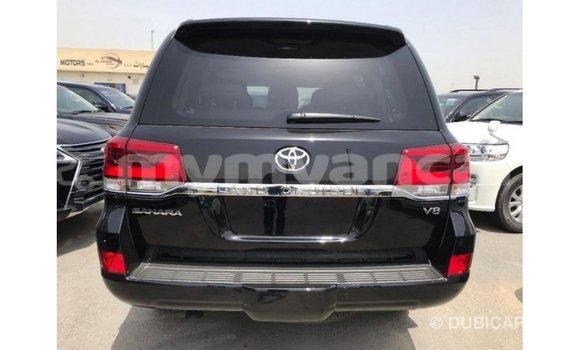 သွင်းကုန် Toyota Land Cruiser Black ကား Import - Dubai Ayeyarwady သွင်းကုန် Toyota Land Cruiser Black ကား Import - Dubai Ayeyarwady