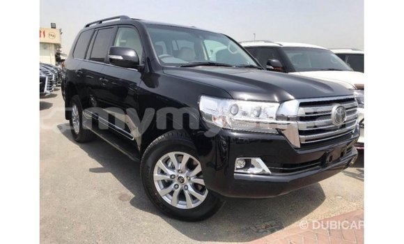 သွင်းကုန် Toyota Land Cruiser Black ကား Import - Dubai Ayeyarwady သွင်းကုန် Toyota Land Cruiser Black ကား Import - Dubai Ayeyarwady
