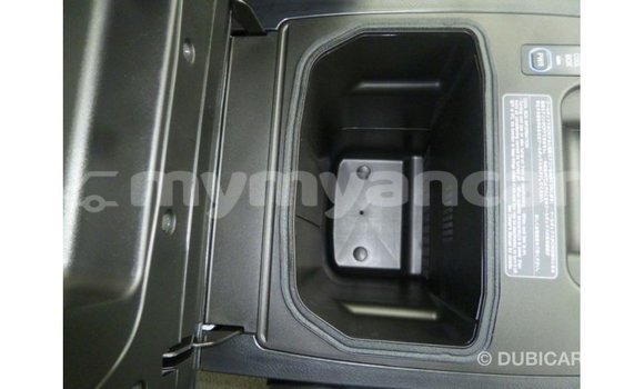 သွင်းကုန် Toyota Land Cruiser Black ကား Import - Dubai Ayeyarwady သွင်းကုန် Toyota Land Cruiser Black ကား Import - Dubai Ayeyarwady