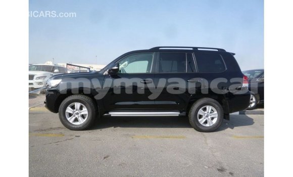 သွင်းကုန် Toyota Land Cruiser Black ကား Import - Dubai Ayeyarwady သွင်းကုန် Toyota Land Cruiser Black ကား Import - Dubai Ayeyarwady