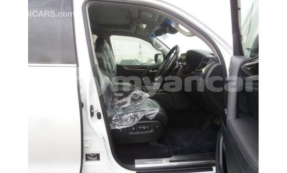 Acheter Import Voiture Lexus LX Blanc à Import - Dubai, #<Region:0x000000000c5121b8> Acheter Import Voiture Lexus LX Blanc à Import - Dubai, #<Region:0x000000000c5121b8>