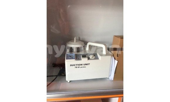 Buy Import Toyota Hiace White Car in Import - Dubai in Ayeyarwady Buy Import Toyota Hiace White Car in Import - Dubai in Ayeyarwady