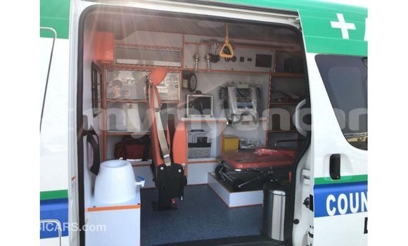 သွင်းကုန် Toyota Hiace White ကား Import - Dubai Ayeyarwady သွင်းကုန် Toyota Hiace White ကား Import - Dubai Ayeyarwady