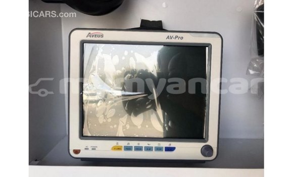 သွင်းကုန် Toyota Hiace White ကား Import - Dubai Ayeyarwady သွင်းကုန် Toyota Hiace White ကား Import - Dubai Ayeyarwady