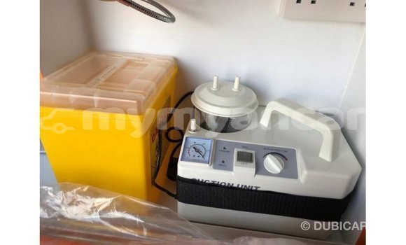 သွင်းကုန် Toyota Hiace White ကား Import - Dubai Ayeyarwady သွင်းကုန် Toyota Hiace White ကား Import - Dubai Ayeyarwady