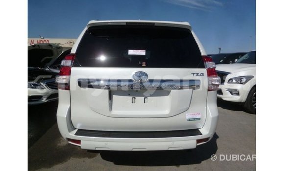 သွင်းကုန် Toyota Prado White ကား Import - Dubai Ayeyarwady သွင်းကုန် Toyota Prado White ကား Import - Dubai Ayeyarwady