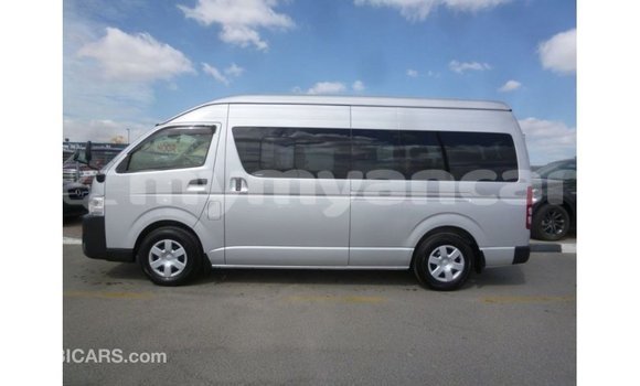 သွင်းကုန် Toyota Hiace Other ကား Import - Dubai Ayeyarwady သွင်းကုန် Toyota Hiace Other ကား Import - Dubai Ayeyarwady