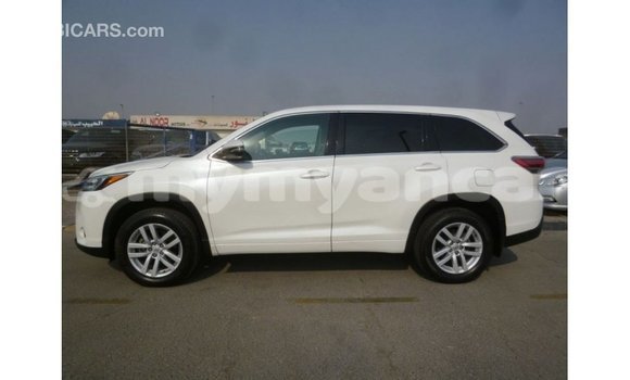 Buy Import Toyota Kluger White Car in Import - Dubai in Ayeyarwady Buy Import Toyota Kluger White Car in Import - Dubai in Ayeyarwady