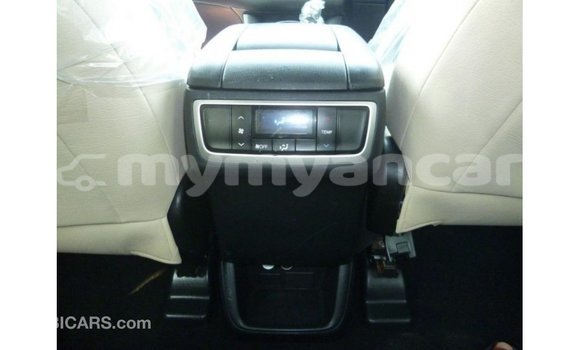 Buy Import Toyota Kluger White Car in Import - Dubai in Ayeyarwady Buy Import Toyota Kluger White Car in Import - Dubai in Ayeyarwady