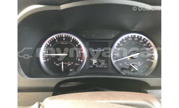 Buy Import Toyota Kluger White Car in Import - Dubai in Ayeyarwady Buy Import Toyota Kluger White Car in Import - Dubai in Ayeyarwady