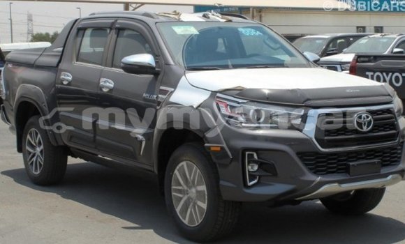 Buy Import Toyota Hilux Other Car in Import - Dubai in Ayeyarwady Buy Import Toyota Hilux Other Car in Import - Dubai in Ayeyarwady