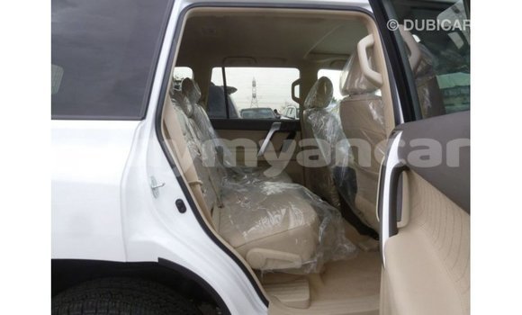 သွင်းကုန် Toyota Prado White ကား Import - Dubai Ayeyarwady သွင်းကုန် Toyota Prado White ကား Import - Dubai Ayeyarwady