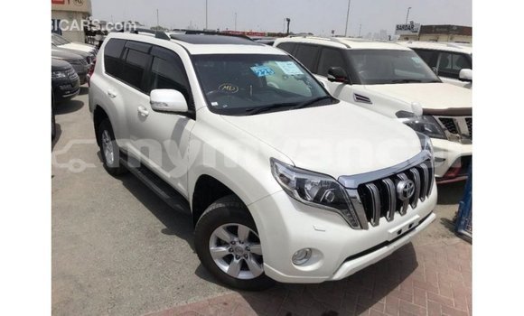 သွင်းကုန် Toyota Prado White ကား Import - Dubai Ayeyarwady သွင်းကုန် Toyota Prado White ကား Import - Dubai Ayeyarwady