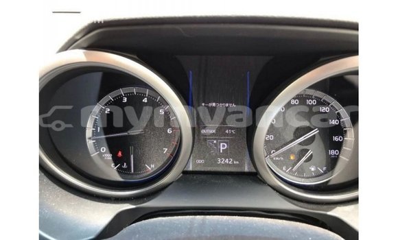 သွင်းကုန် Toyota Prado White ကား Import - Dubai Ayeyarwady သွင်းကုန် Toyota Prado White ကား Import - Dubai Ayeyarwady