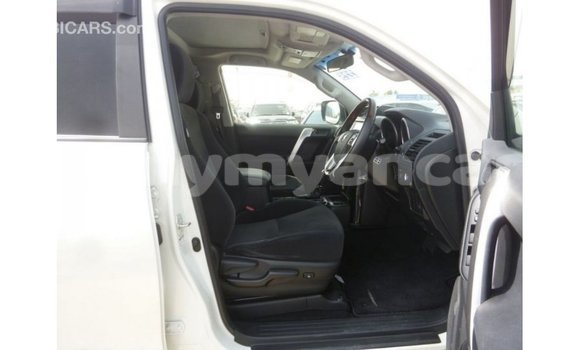 Acheter Import Voiture Toyota Prado Blanc à Import - Dubai, #<Region:0x000000000c5121b8> Acheter Import Voiture Toyota Prado Blanc à Import - Dubai, #<Region:0x000000000c5121b8>