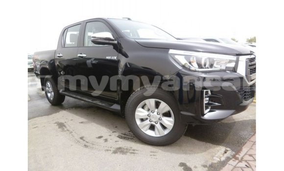 Buy Import Toyota Hilux Black Car in Import - Dubai in Ayeyarwady Buy Import Toyota Hilux Black Car in Import - Dubai in Ayeyarwady