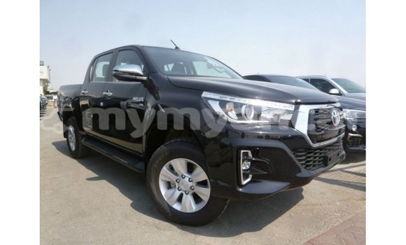 သွင်းကုန် Toyota Hilux Black ကား Import - Dubai Ayeyarwady သွင်းကုန် Toyota Hilux Black ကား Import - Dubai Ayeyarwady