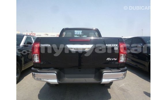 သွင်းကုန် Toyota Hilux Black ကား Import - Dubai Ayeyarwady သွင်းကုန် Toyota Hilux Black ကား Import - Dubai Ayeyarwady