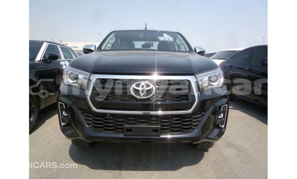 သွင်းကုန် Toyota Hilux Black ကား Import - Dubai Ayeyarwady သွင်းကုန် Toyota Hilux Black ကား Import - Dubai Ayeyarwady
