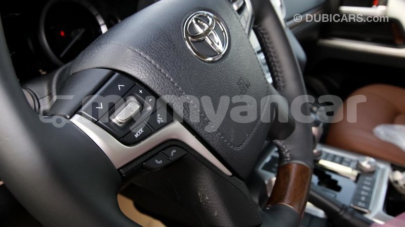 Big with watermark 9799c143 d3b9 4292 acad e9f7698a53bd