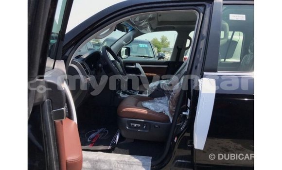 Buy Import Toyota Land Cruiser Black Car in Import - Dubai in Ayeyarwady Buy Import Toyota Land Cruiser Black Car in Import - Dubai in Ayeyarwady