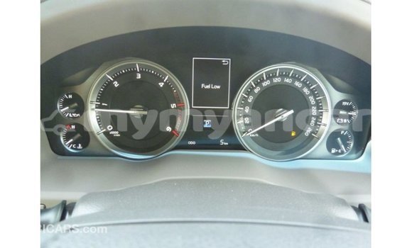 Acheter Import Voiture Toyota Land Cruiser Blanc à Import - Dubai, #<Region:0x000000000c5121b8> Acheter Import Voiture Toyota Land Cruiser Blanc à Import - Dubai, #<Region:0x000000000c5121b8>