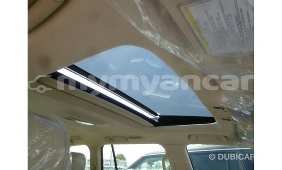Acheter Import Voiture Toyota Land Cruiser Blanc à Import - Dubai, #<Region:0x000000000c5121b8> Acheter Import Voiture Toyota Land Cruiser Blanc à Import - Dubai, #<Region:0x000000000c5121b8>