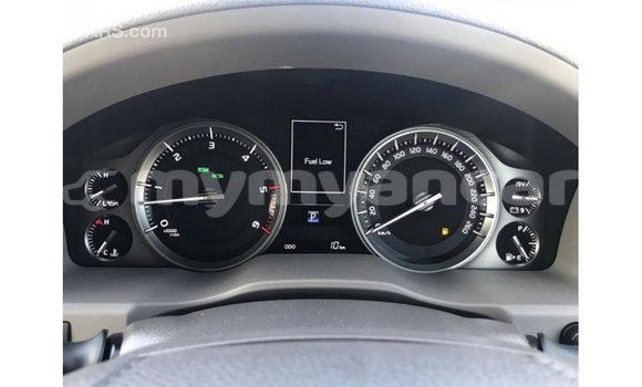 သွင်းကုန် Toyota Land Cruiser Black ကား Import - Dubai Ayeyarwady သွင်းကုန် Toyota Land Cruiser Black ကား Import - Dubai Ayeyarwady