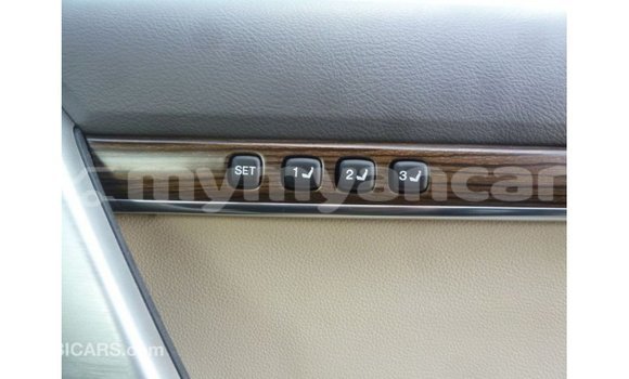 သွင်းကုန် Toyota Land Cruiser Black ကား Import - Dubai Ayeyarwady သွင်းကုန် Toyota Land Cruiser Black ကား Import - Dubai Ayeyarwady