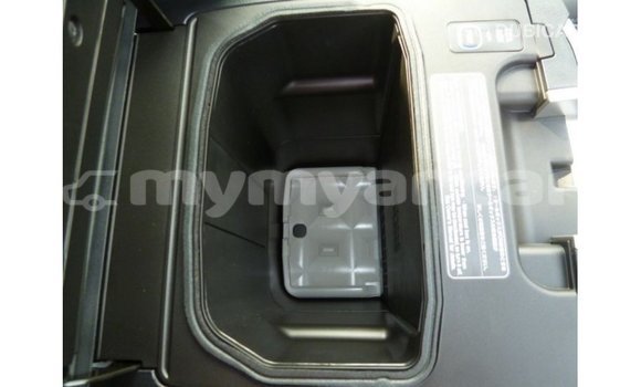 သွင်းကုန် Toyota Land Cruiser Other ကား Import - Dubai Ayeyarwady သွင်းကုန် Toyota Land Cruiser Other ကား Import - Dubai Ayeyarwady