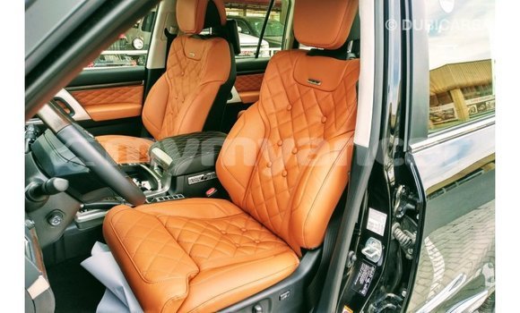 Buy Import Toyota Land Cruiser Black Car in Import - Dubai in Ayeyarwady Buy Import Toyota Land Cruiser Black Car in Import - Dubai in Ayeyarwady