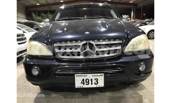 Buy Import Mercedes-Benz 190 (W201) Blue Car in Import - Dubai in Ayeyarwady Buy Import Mercedes-Benz 190 (W201) Blue Car in Import - Dubai in Ayeyarwady