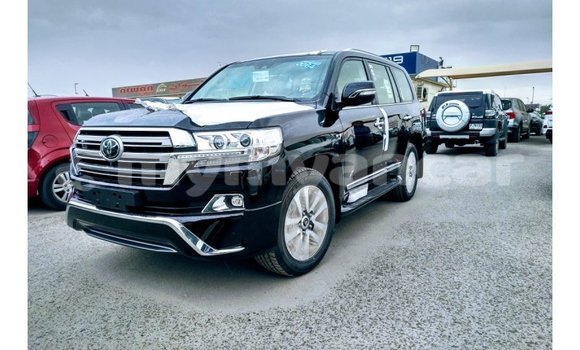 Buy Import Toyota Land Cruiser Black Car in Import - Dubai in Ayeyarwady Buy Import Toyota Land Cruiser Black Car in Import - Dubai in Ayeyarwady