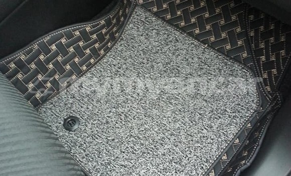 အသုံးပြုခံ့ Suzuki Ertiga White ကား Yangon Yangon အသုံးပြုခံ့ Suzuki Ertiga White ကား Yangon Yangon