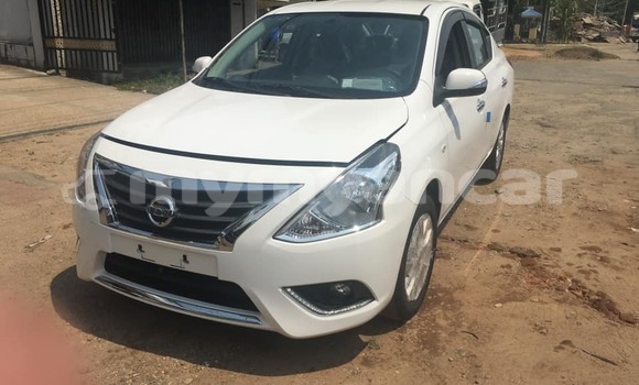 အသုံးပြုခံ့ Nissan Sunny White ကား Yangon Yangon အသုံးပြုခံ့ Nissan Sunny White ကား Yangon Yangon